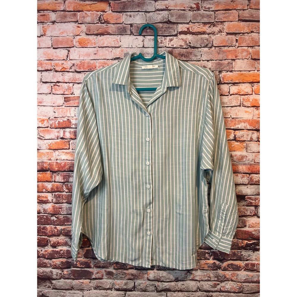 beachlunchlounge Arielle blue white striped button up shirt women's size small
